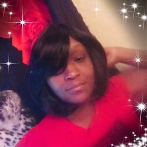 Meet your Posher, Kira